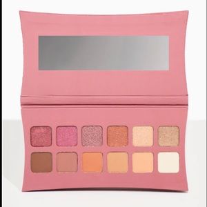 illamasqua unveiled artistry palette